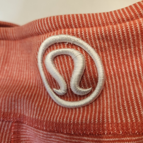 Womans coral Lululemon sweater - Picture 7 of 7